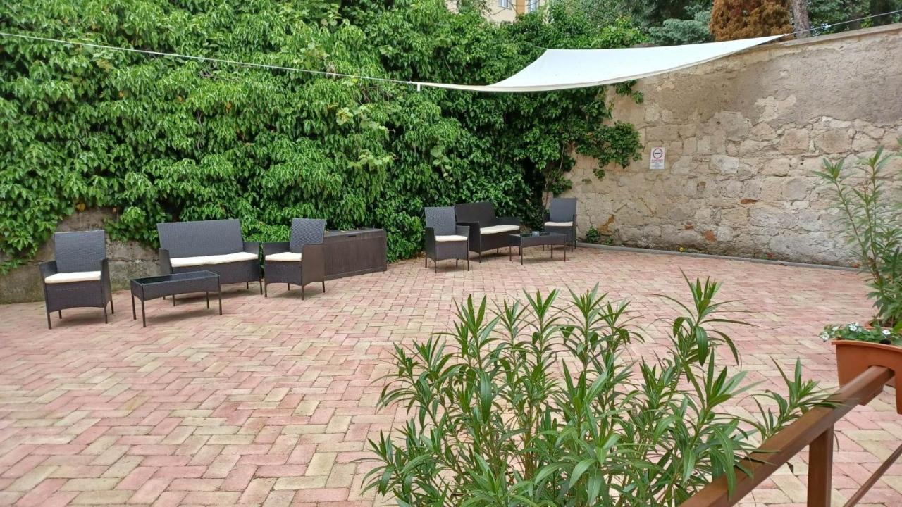 Milla Apartmanok Eger Exterior foto